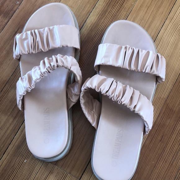 🩷 Dream pairs women’s slide on sandals - Picture 1 of 2